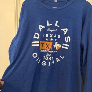 Blue Dallas Texas Graphic T-Shirt